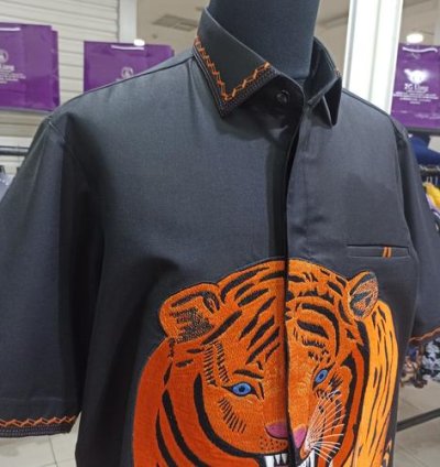 kemeja semi wool import bordir harimau orange lengan pendek size xl